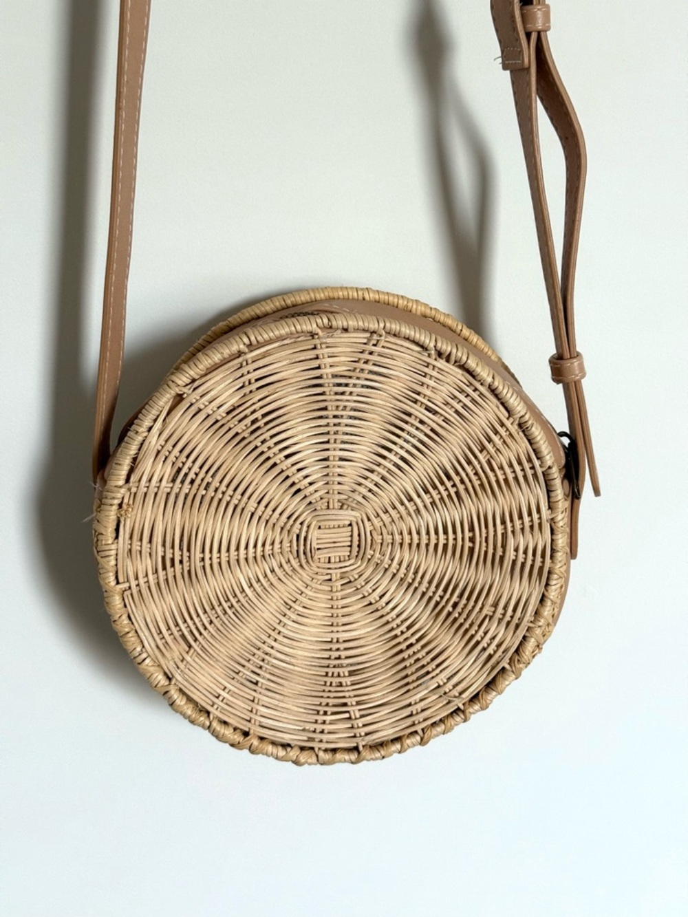 Rattan Wicker Round Circle Crossbody Purse Bag